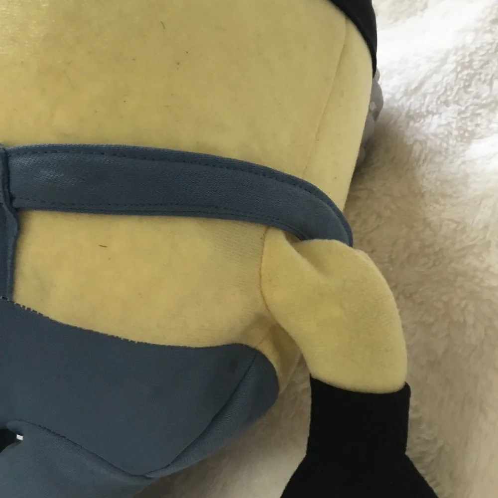 Despicable Me Yellow Minion Plush Stuffed Animal Toy - Picture 12 of 16